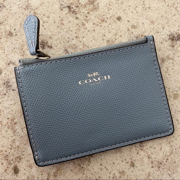 Coach Accessories - COACH id case keychain card holder